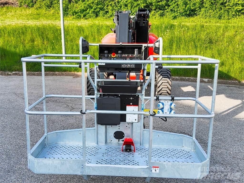 Manitou 180 ATJ 曲臂高空作業車