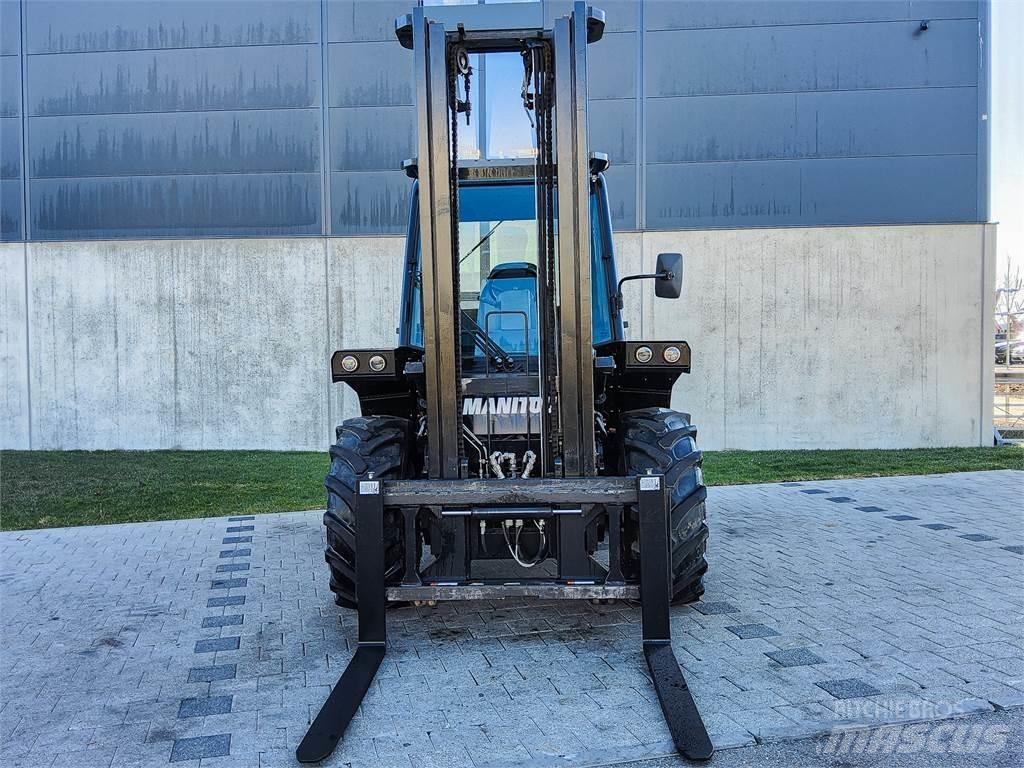 Manitou M 30-4 越野車