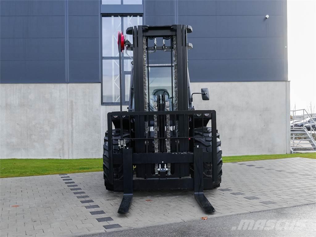 Manitou M 50-4 越野車
