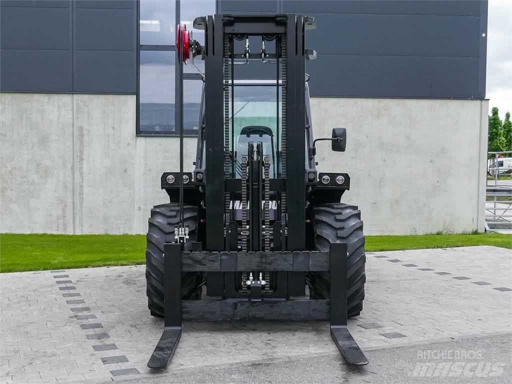 Manitou M 50-4 越野車