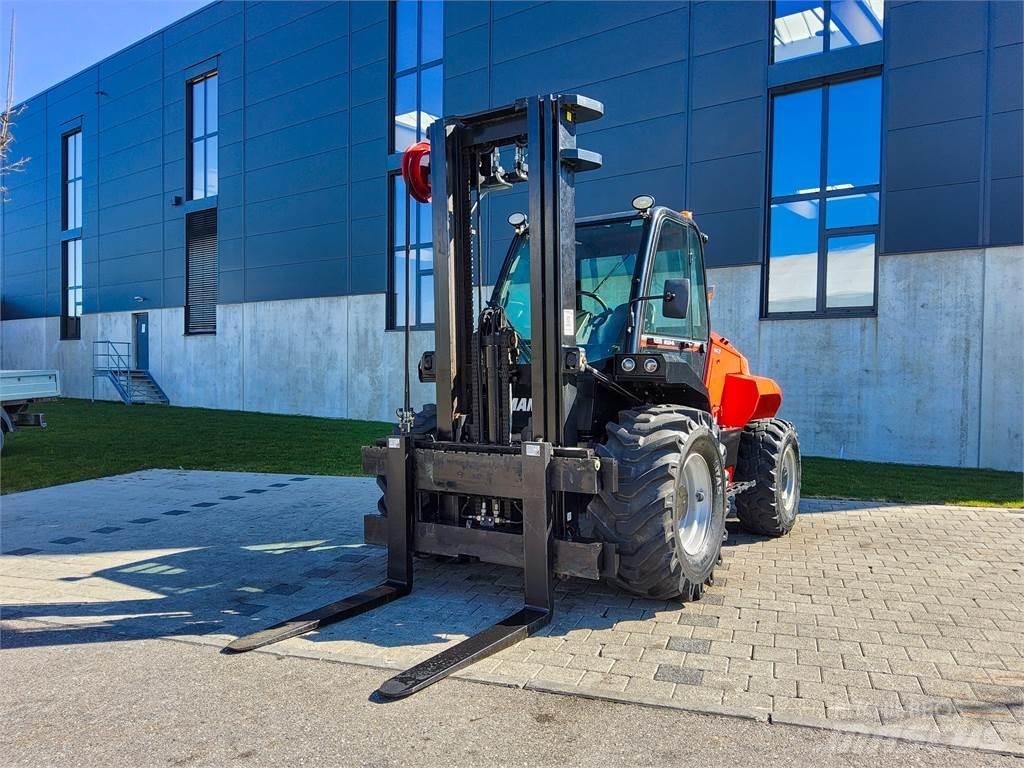 Manitou M 50-4 越野車