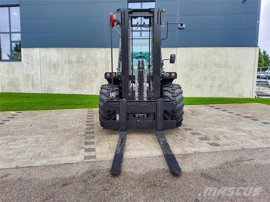 Manitou M 50-4 越野車