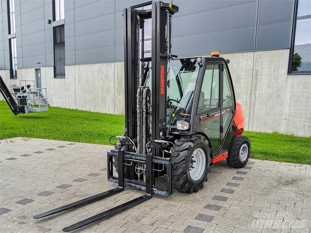 Manitou MC 30-4 越野車