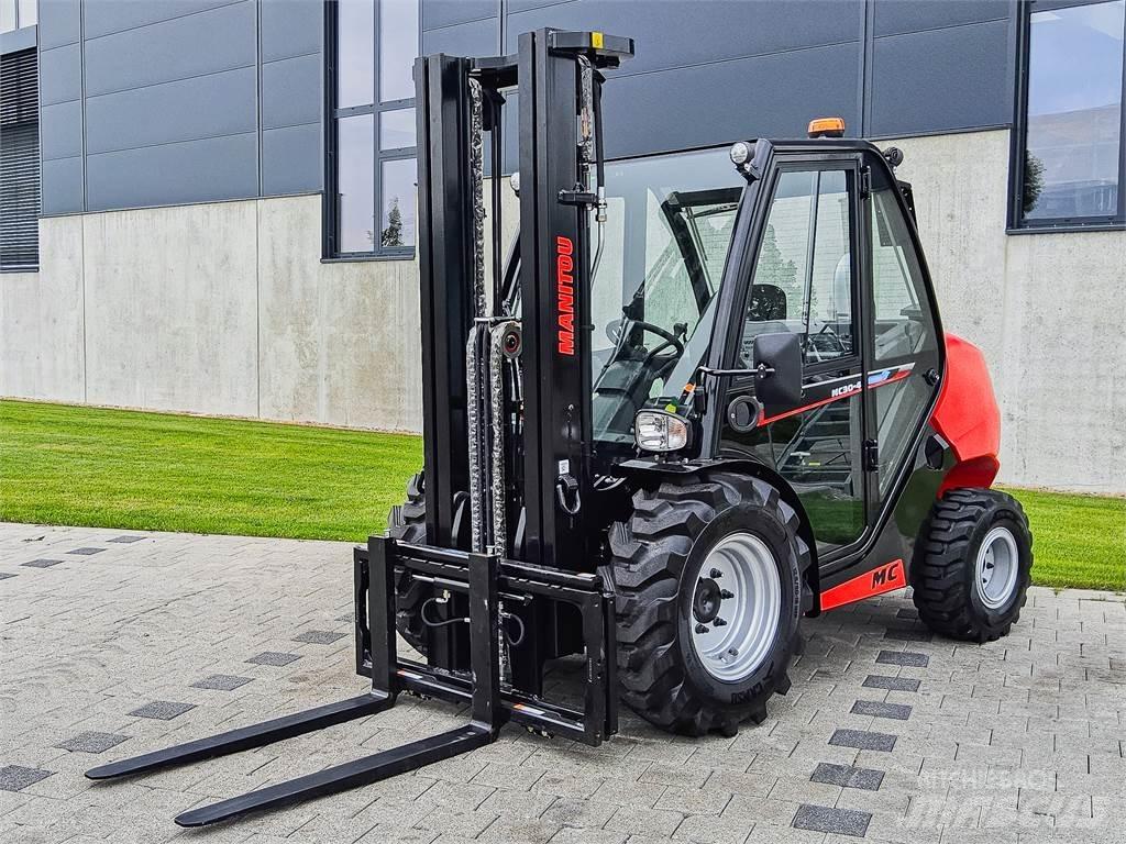 Manitou MC 30-4 越野車
