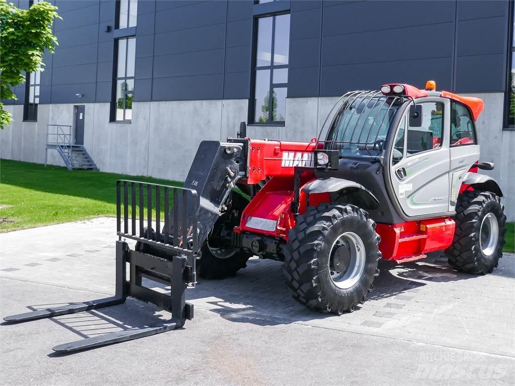 Manitou MLT 960 伸縮臂操作車