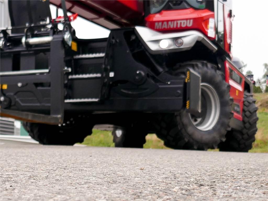 Manitou MRT 3060 伸縮臂操作車