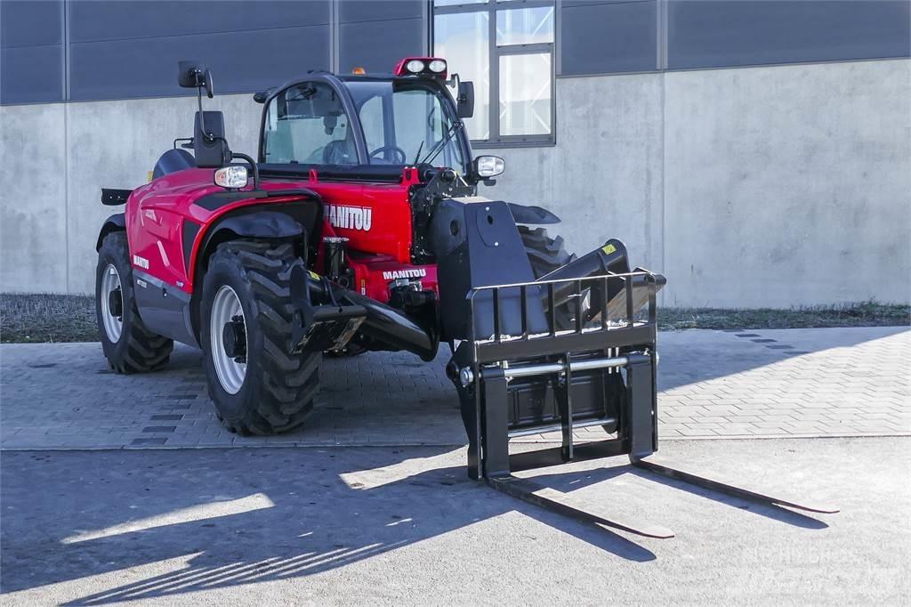Manitou MT 1335 伸縮臂操作車