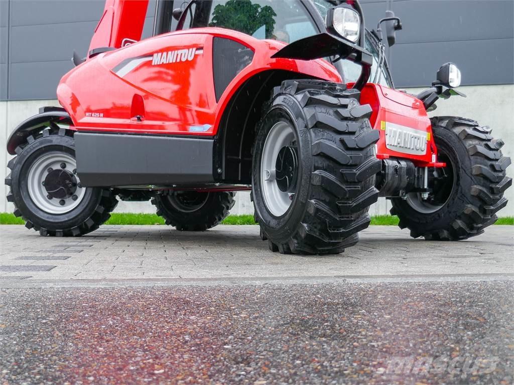 Manitou MT 625 伸縮臂操作車