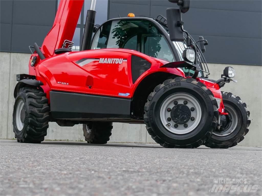 Manitou MT 625 伸縮臂操作車