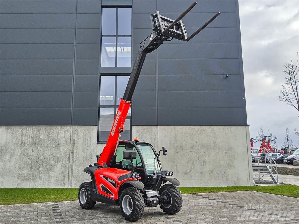 Manitou ULM 415H 伸縮臂操作車