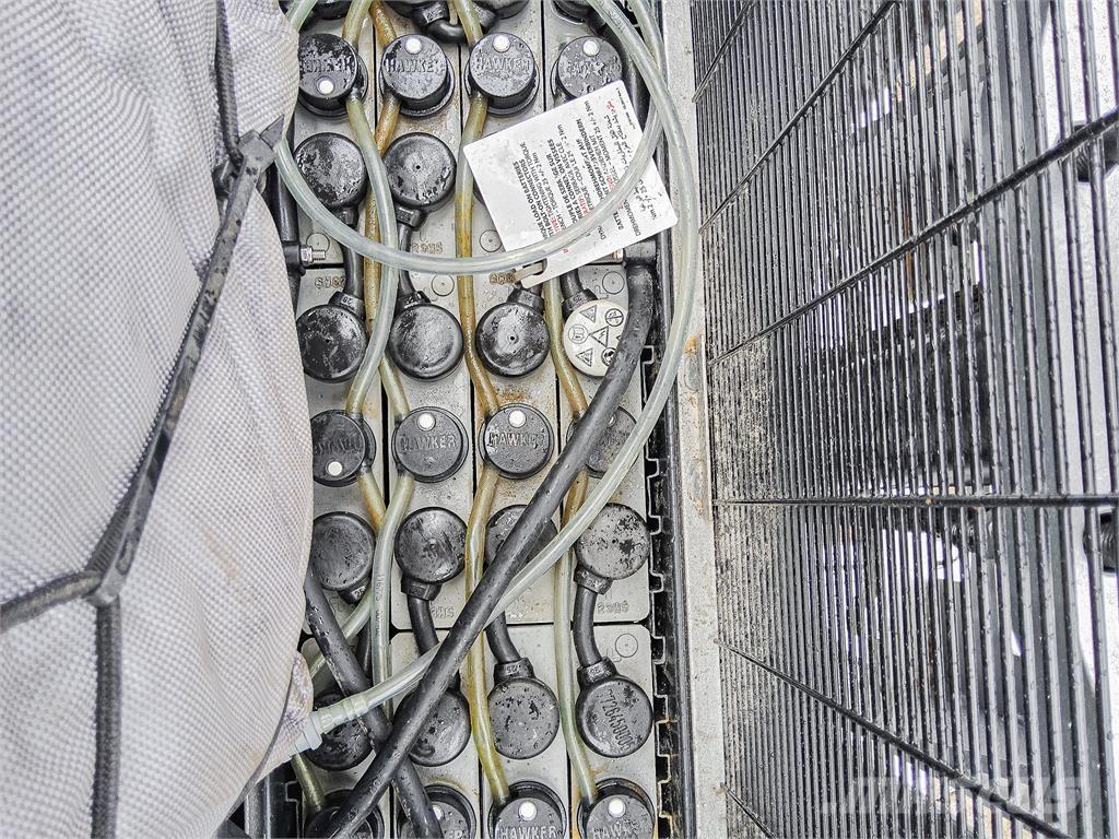 Still EXV SF16i 行走控制式堆積機