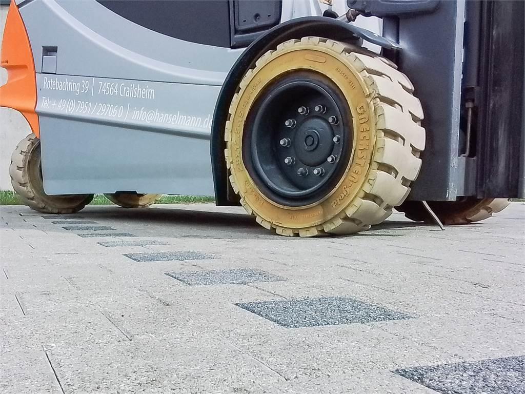 Still RX 60-50 電動堆高機