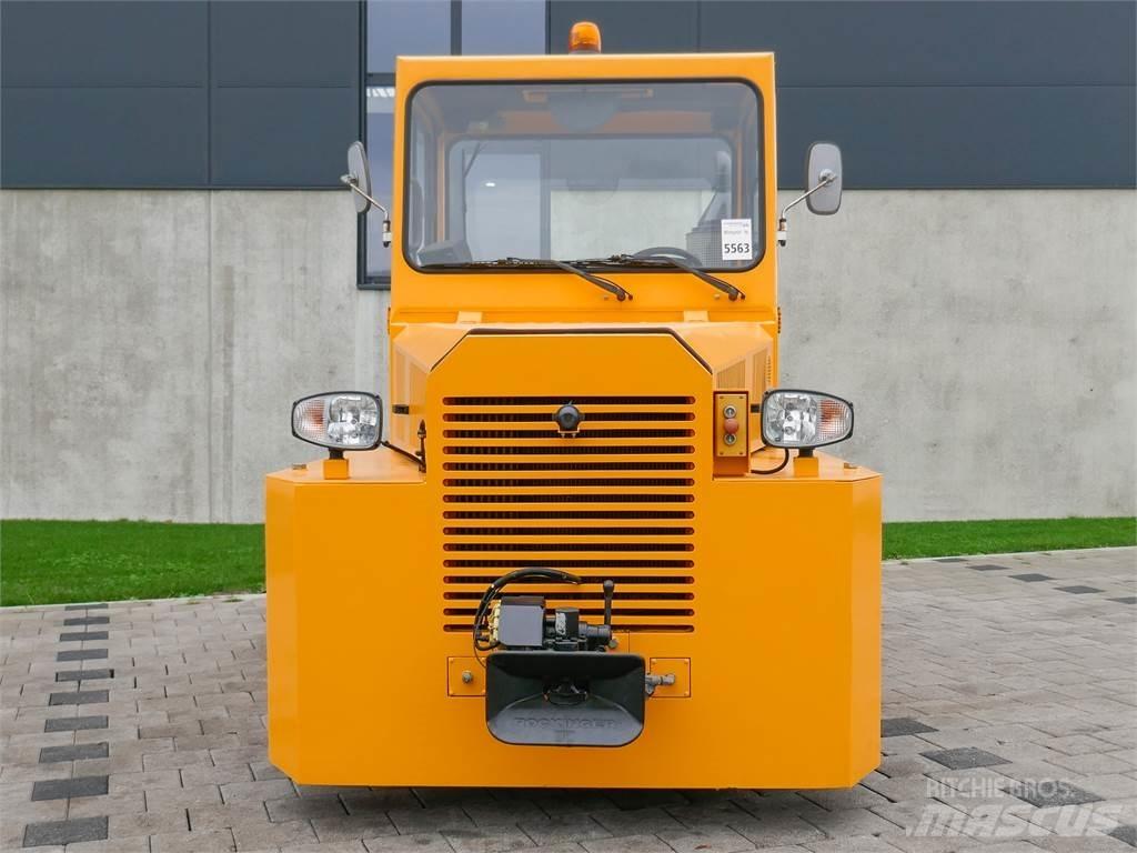 Volk DFZ 120H 牽引車