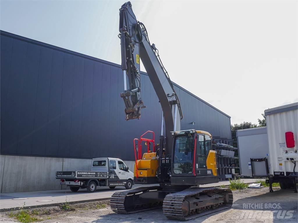 Volvo ECR235EL 小型挖土機/掘鑿機<7t(小型挖掘機)