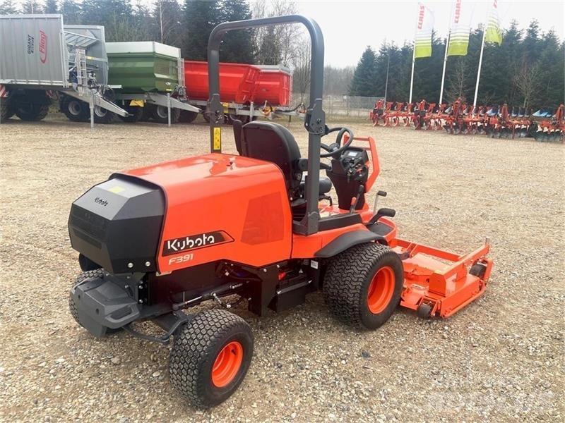Kubota F-391 工具車