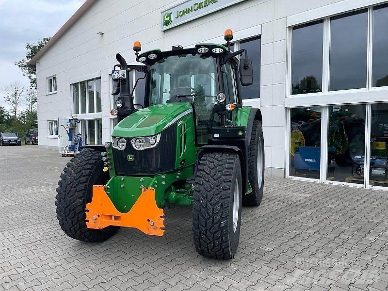 John Deere 6120M 曳引機