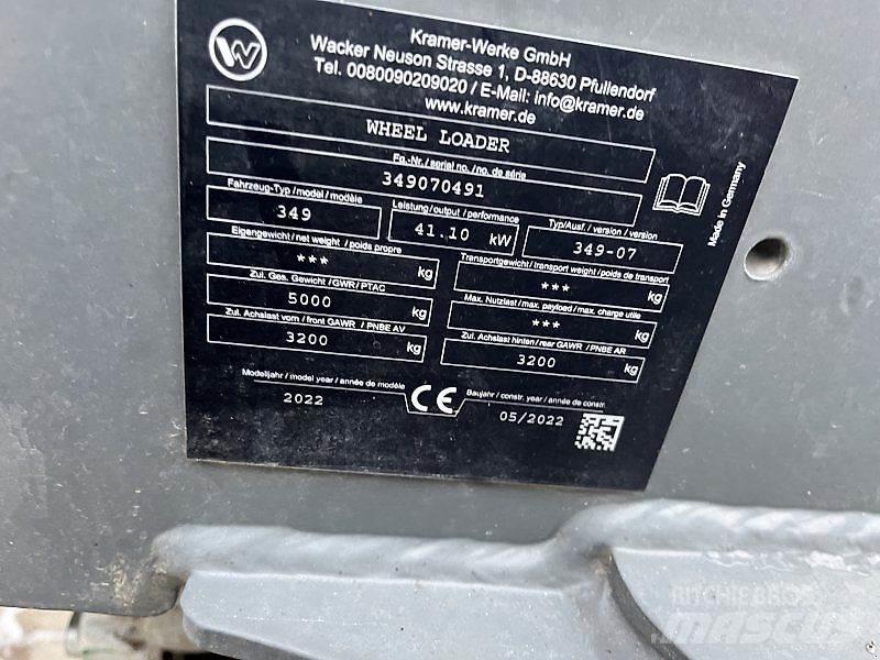 Kramer KL 25.5T 伸縮臂操作車
