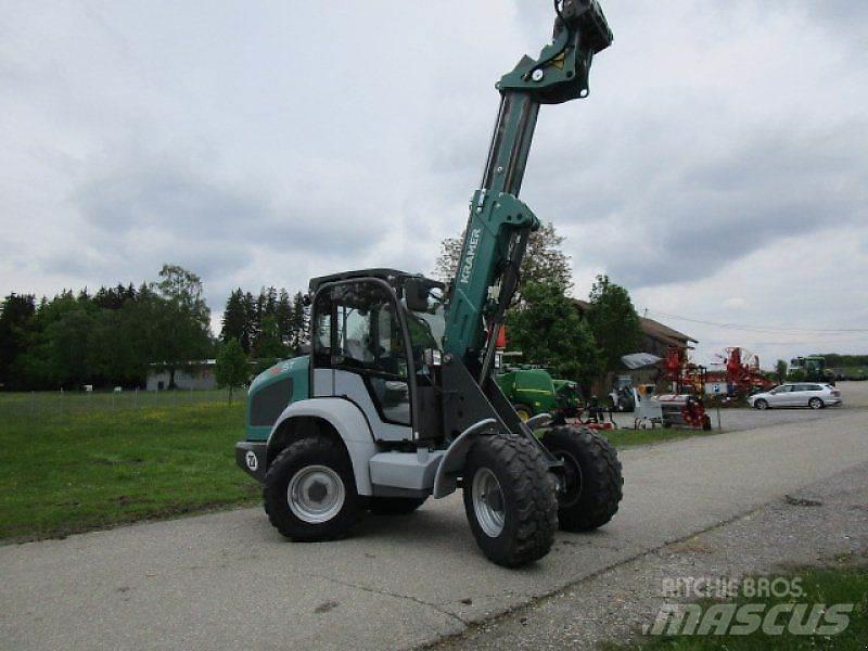 Kramer KL25.5T 伸縮臂操作車