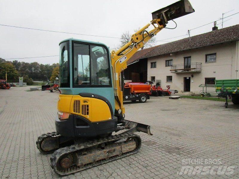 Yanmar VIO 25-4 小型挖土機/掘鑿機<7t(小型挖掘機)