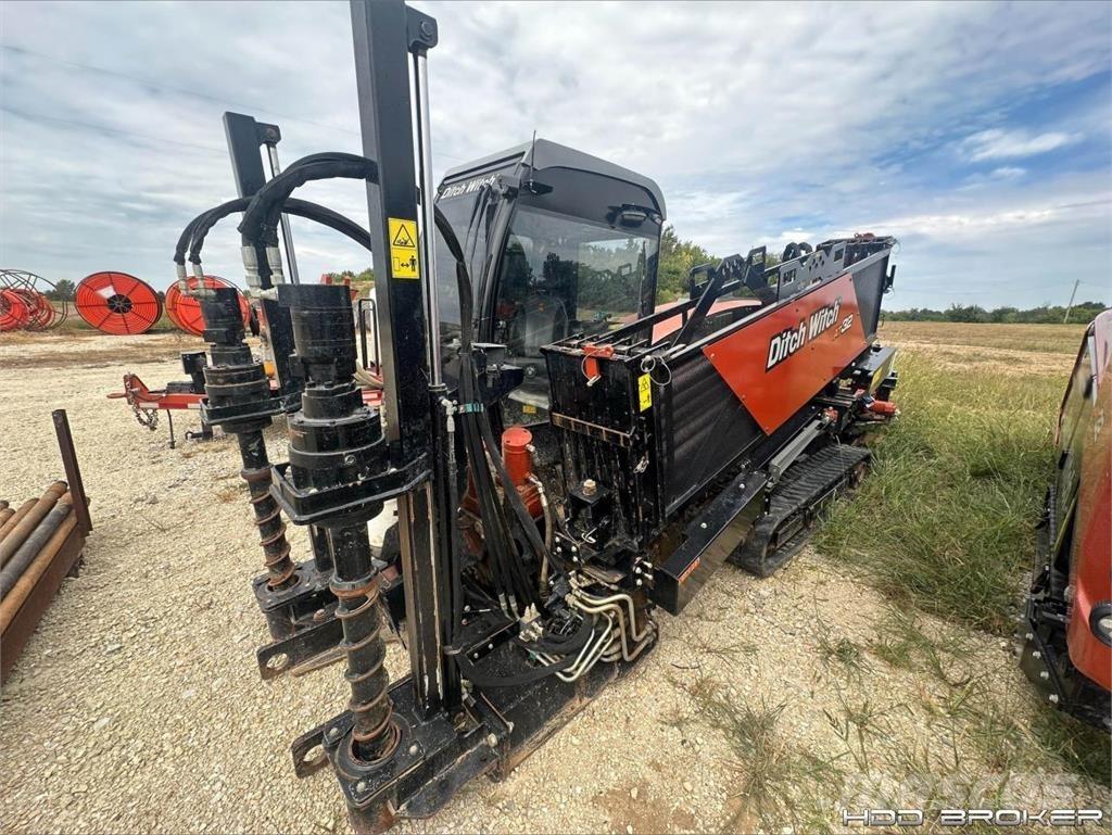 Ditch Witch AT32 水平/臥式定向鑽機設備