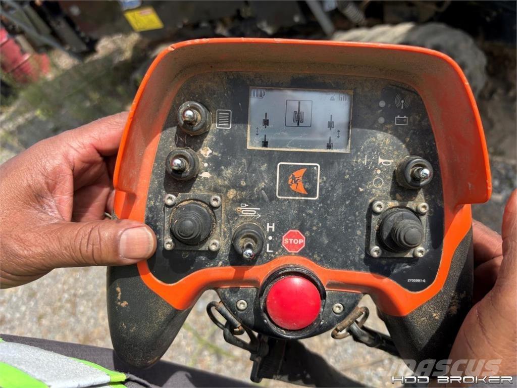 Ditch Witch JT24 水平/臥式定向鑽機設備