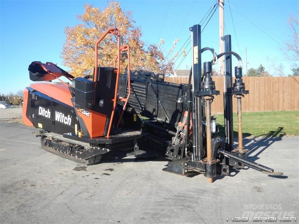 Ditch Witch JT32 水平/臥式定向鑽機設備