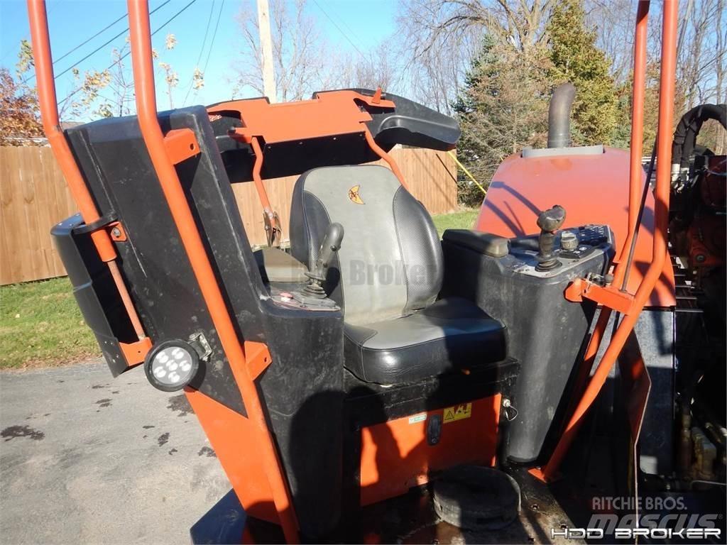 Ditch Witch JT32 水平/臥式定向鑽機設備