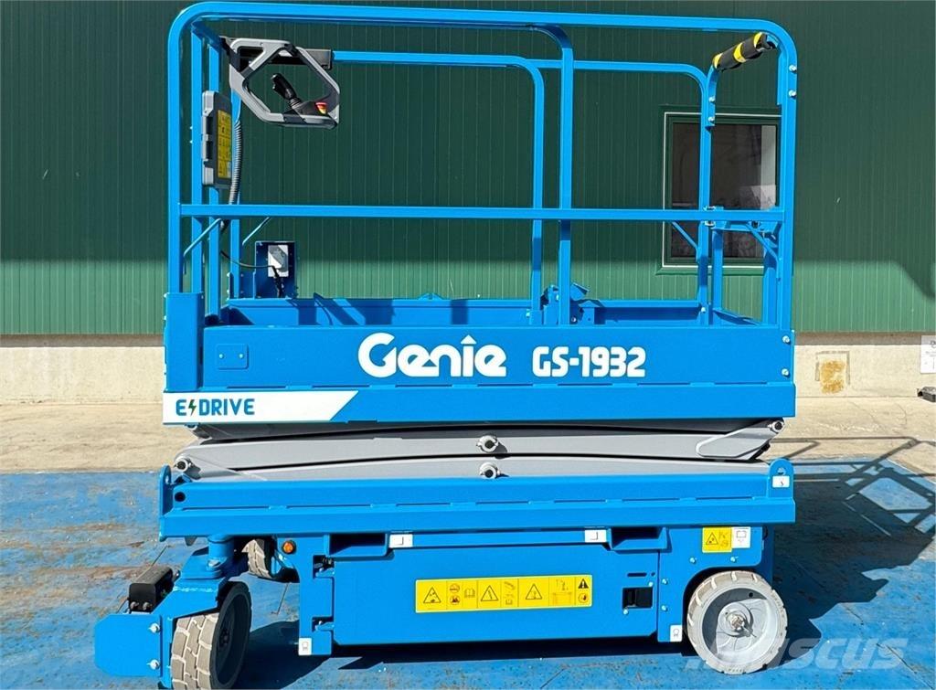 Genie GS-1932 E-Drive 剪式升降機