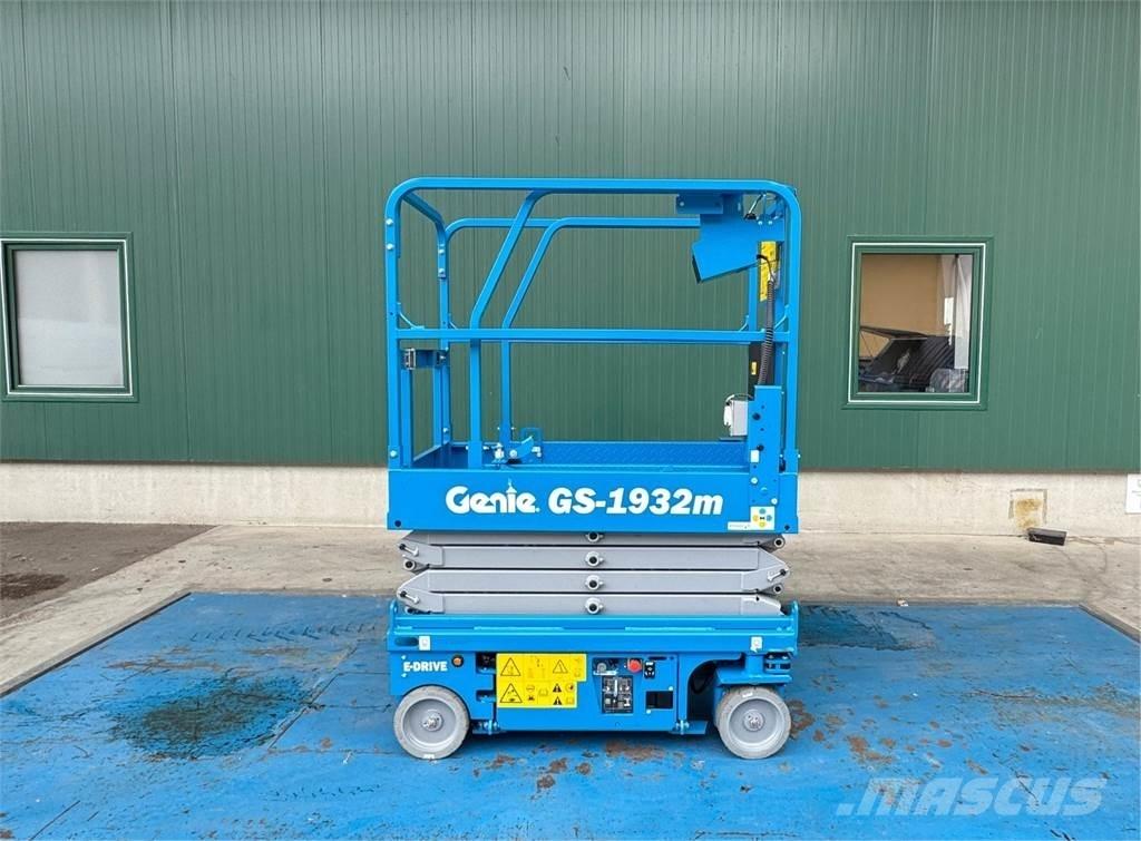 Genie GS-1932m E-Drive 剪式升降機