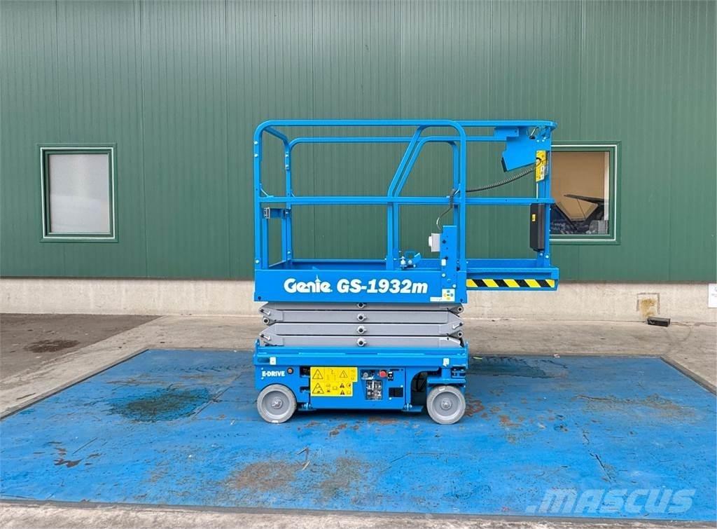 Genie GS-1932m E-Drive 剪式升降機