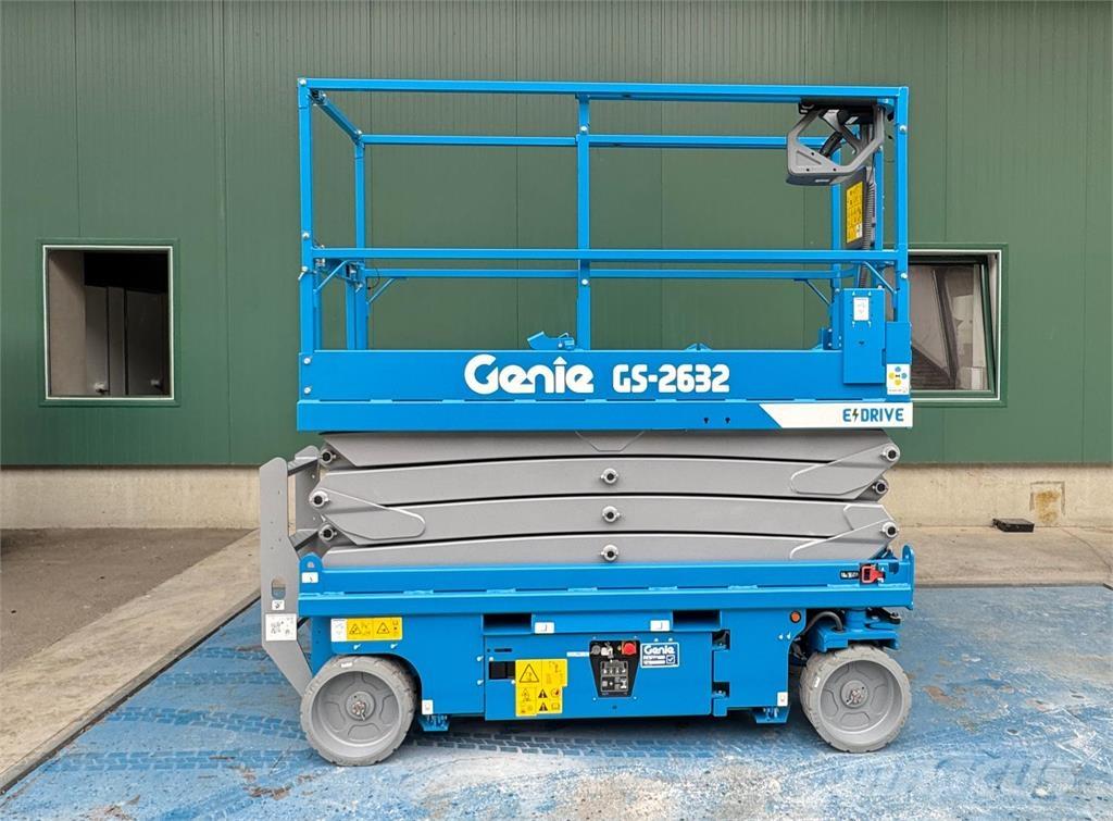 Genie GS-2632 E-Drive 剪式升降機