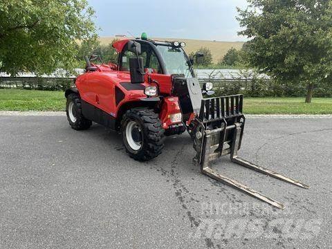 Manitou MT625 伸縮臂操作車