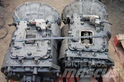 Fuller FRO15210C 傳動裝置