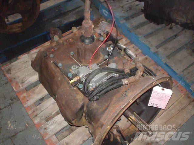 Fuller FRO15210C 傳動裝置