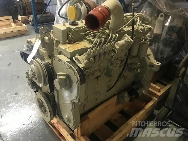 Komatsu SAA6D114-2 引擎/發動機