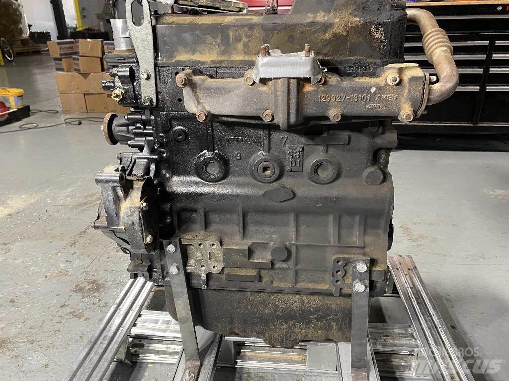 Yanmar 4TNV98T-ZXWTB 引擎/發動機