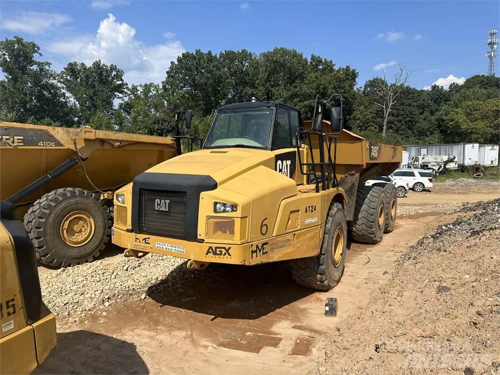 CAT 745C 鉸接式起吊車