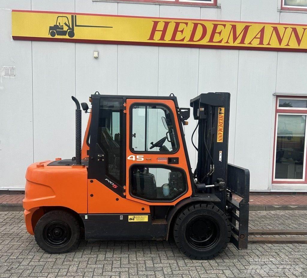 Doosan D45SC-5 柴油卡車