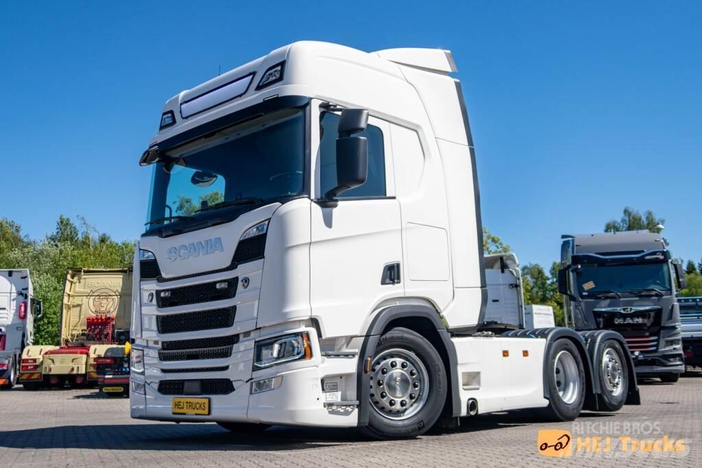 Scania R450 A6x2NB 曳引機組件