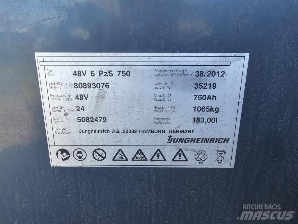 Jungheinrich EFG320 電動堆高機