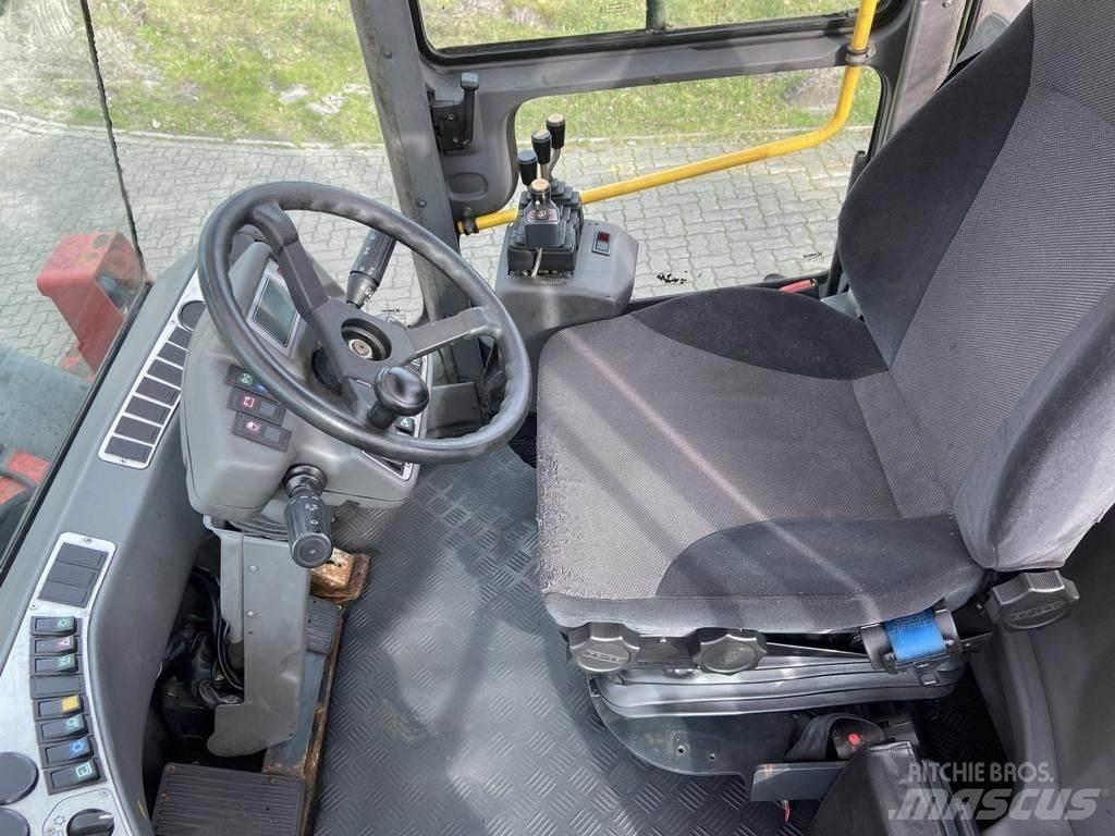 Kalmar DCE150-12 柴油卡車