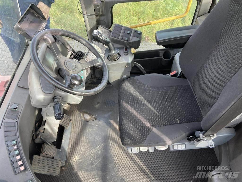 Kalmar DRF100-54S6 前伸型堆積機