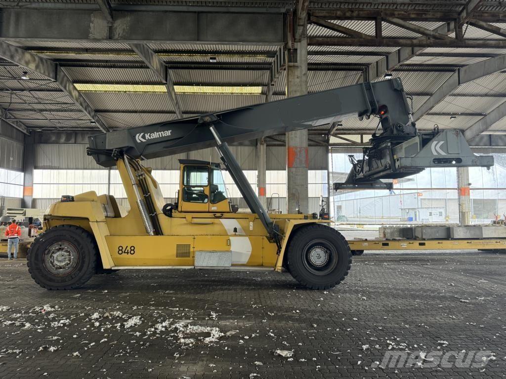 Kalmar DRF450-70S5X 前伸型堆積機