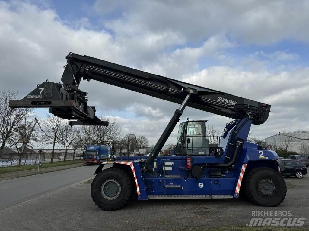 Kalmar DRG420-60S5 前伸型堆積機