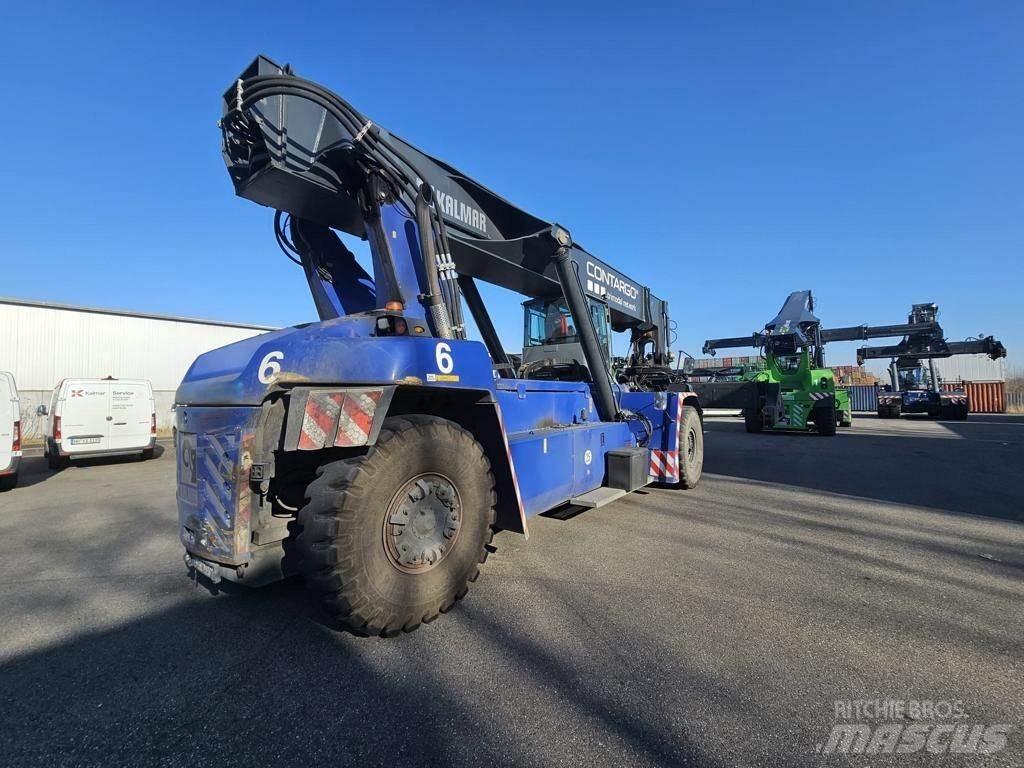 Kalmar DRG420-60S5 前伸型堆積機