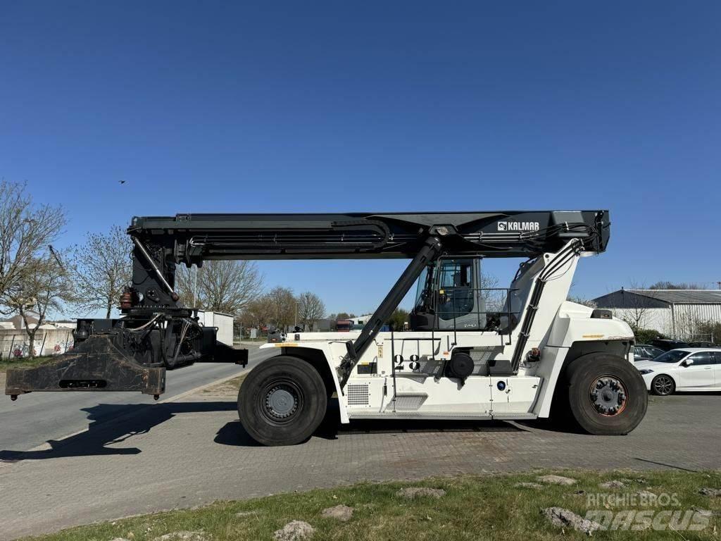 Kalmar DRG450-60S5 前伸型堆積機