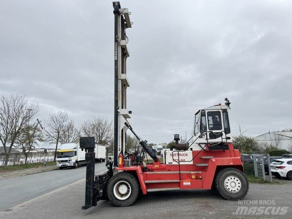 Svetruck ECS6H 貨櫃搬運機