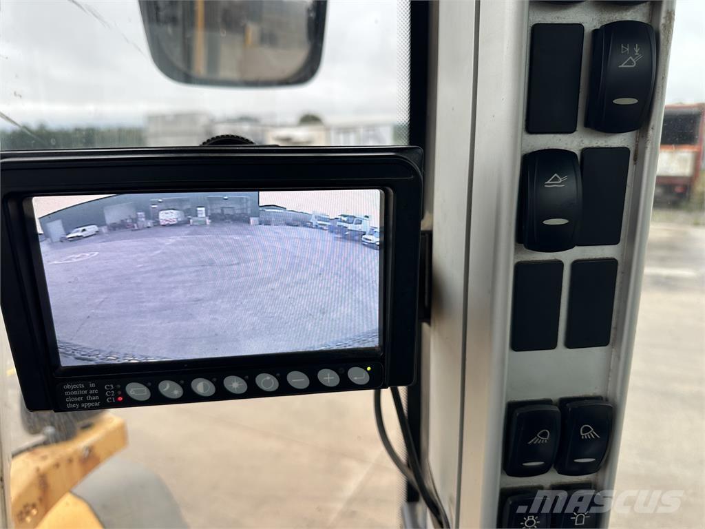 Volvo L110G 輪胎式裝載機