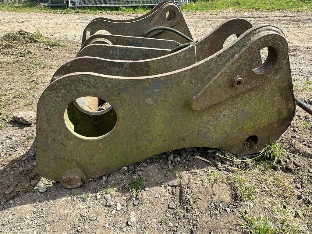 Volvo quick coupler 輪胎式裝載機