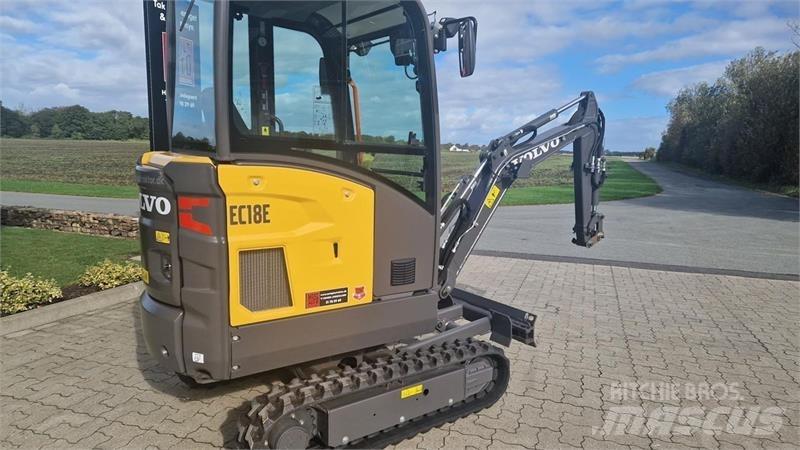 Volvo EC18E 小型挖土機/掘鑿機<7t(小型挖掘機)